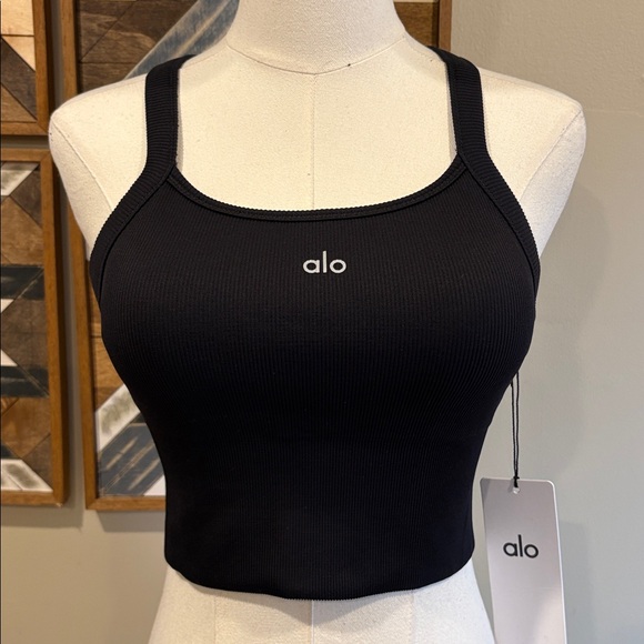 ALO Yoga Seamless Ribbed Favorite Bra Tank in Black size Small NWT - Picture 2 of 6
